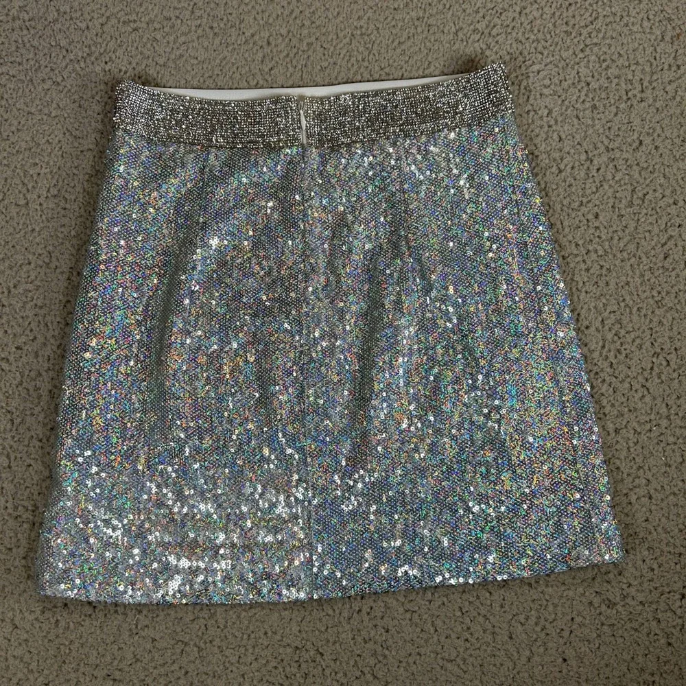 Forever 21 Womens Silver Holographic Sequin Mini Skirt Size Small Party Disco - Picture 2 of 6